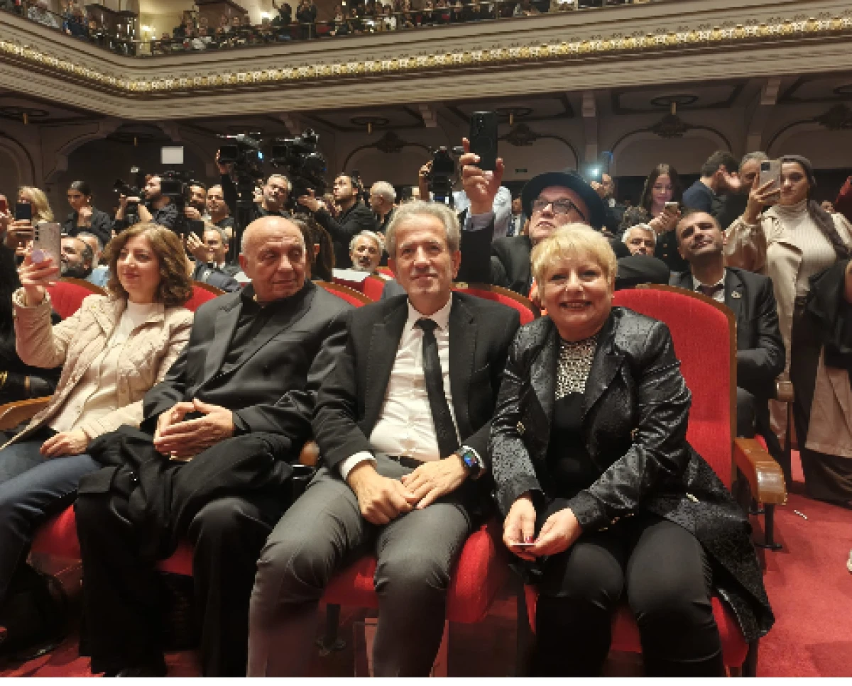 Emek Sineması&rsquo;nda Ustaya Vefa R&uuml;zgarı: Gazeteci Zerrin Erdoğan&rsquo;a Anlamlı &Ouml;d&uuml;l