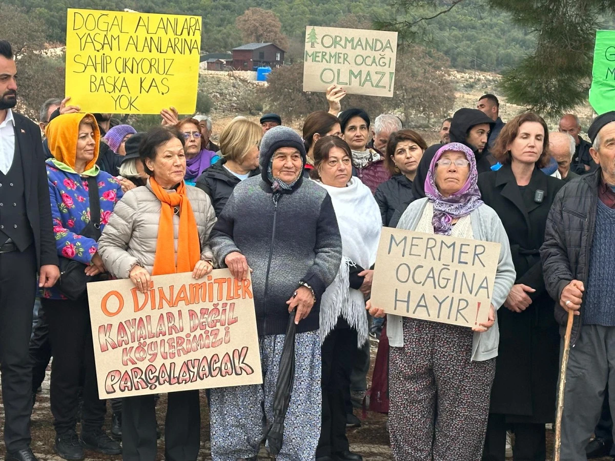 Mermer ocağı sahasında antik döneme ait yapı kalıntıları bulundu!