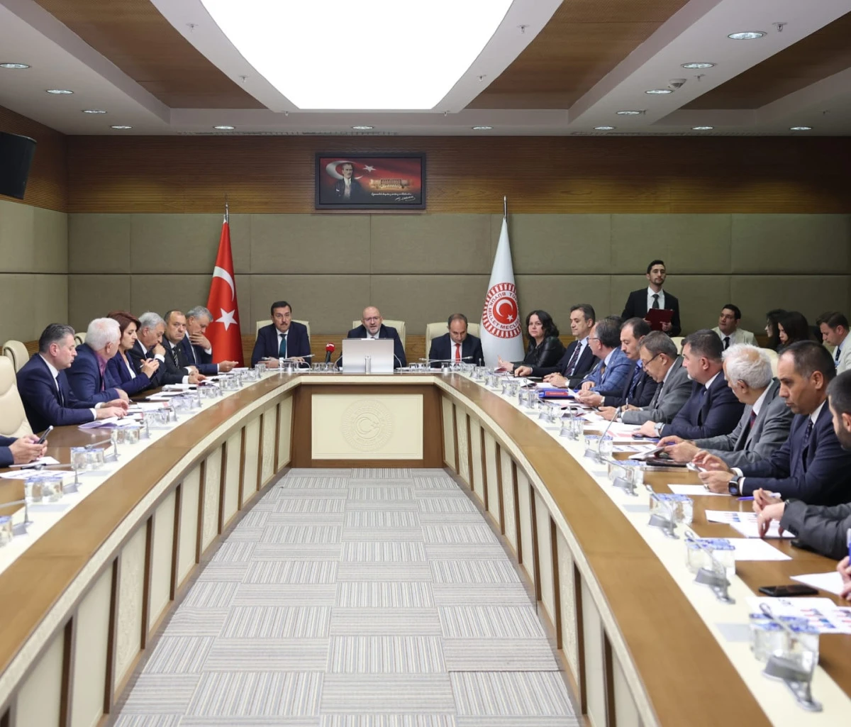 Reşat Karagöz: Don Felaketinden Etkilenen Çiftçilerimize Acilen Destek Verilmeli!