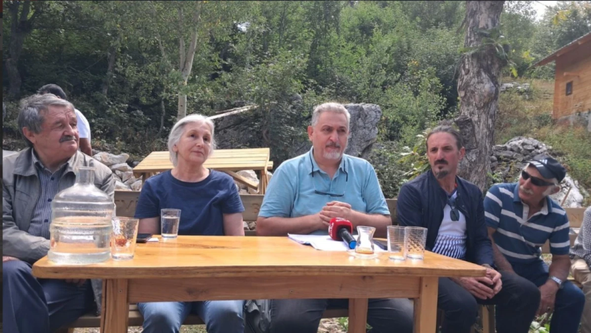 Şavşat Maden Köyü'nde Madenciliğe "Sömürü" ve "Sahte İzin" Tepkisi: "O Dereye Sokmayacağız!"