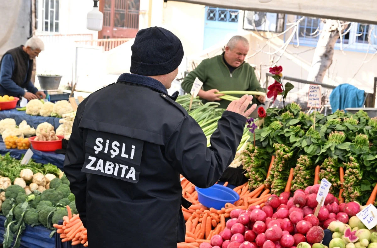 ŞİŞLİ&rsquo;DE SEMT PAZARLARINDA FAHİŞ FİYAT DENETİMİ   