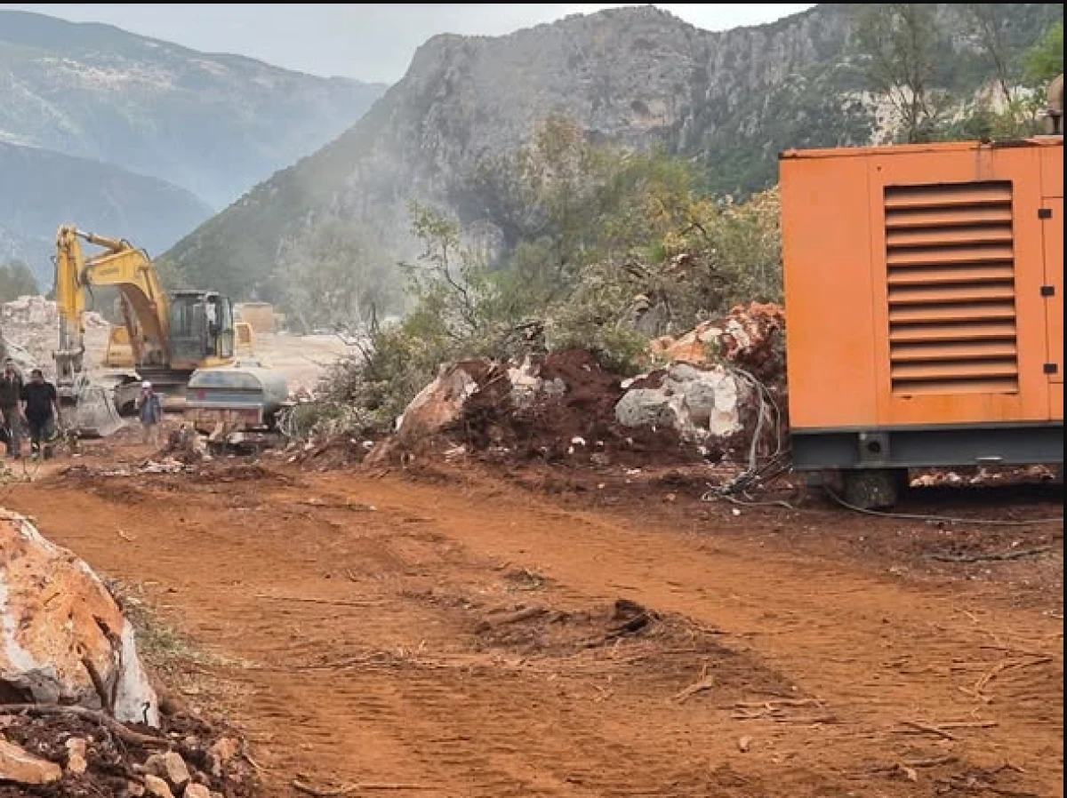 Tarihi Viyana’ya kaçırdılar, coğrafyayı da Çin’e satacaklar!